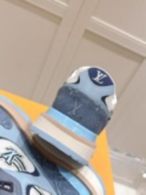 wholesale quality men's louis vuitton run way sneakers model no. 813